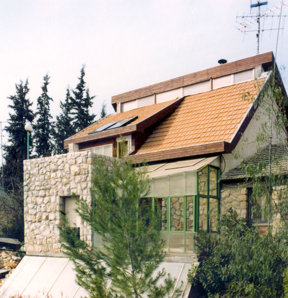 Hegedosh Residence, Ir Ganim, Jerusalem